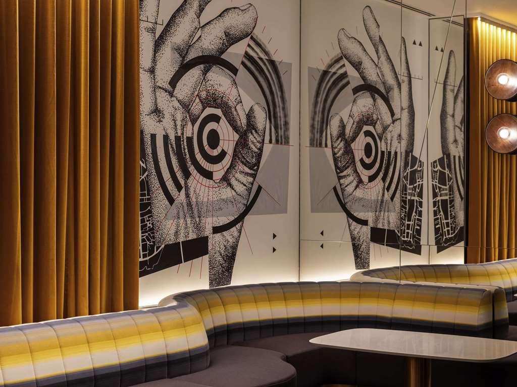 Mondrian Hong Kong Restaurante foto